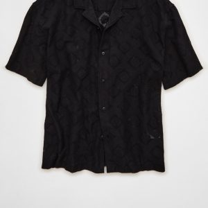 American Eagle 寬鬆剪裁恤衫領鈕扣恤衫 2026 系列